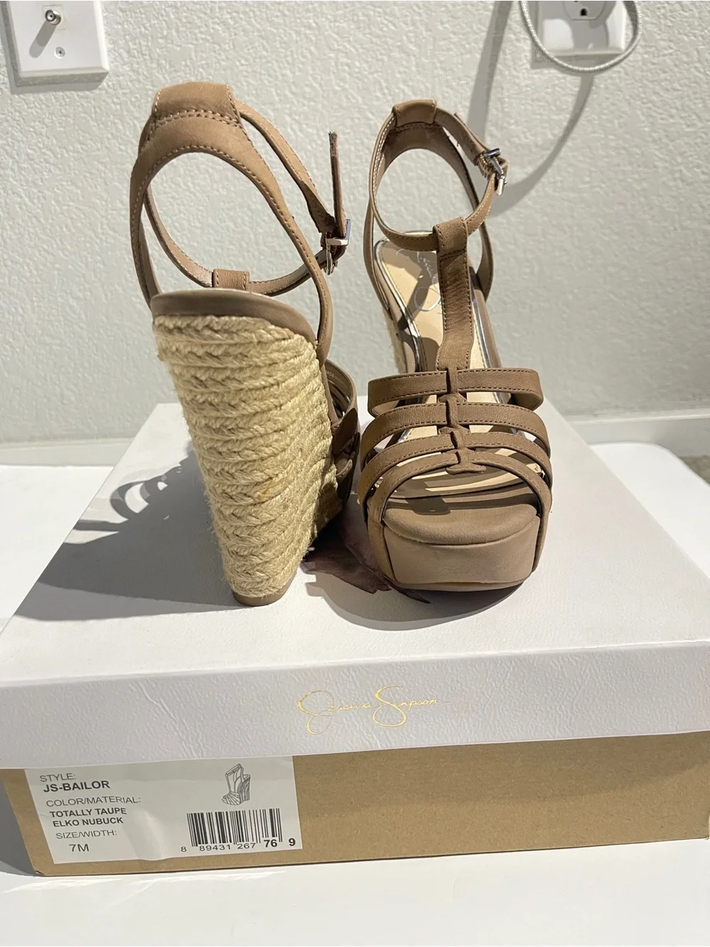 Jessica Simpson Taupe Strappy T‑Strap Platform Heels